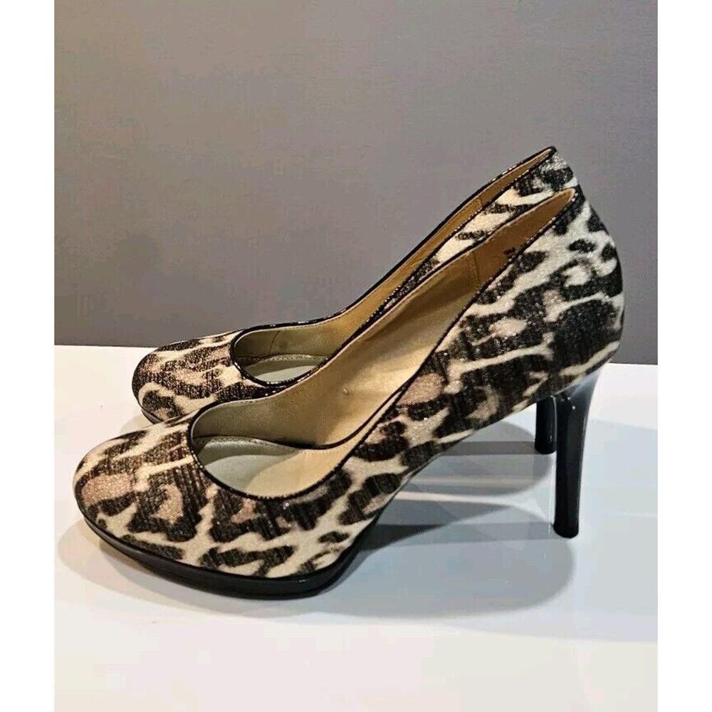Bandolino Animal Print 4" HIGH Heels Size 9M. READ